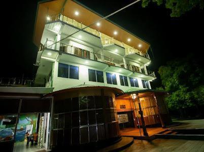 Delma Mount View Hotel แคนดี้ ภายนอก รูปภาพ